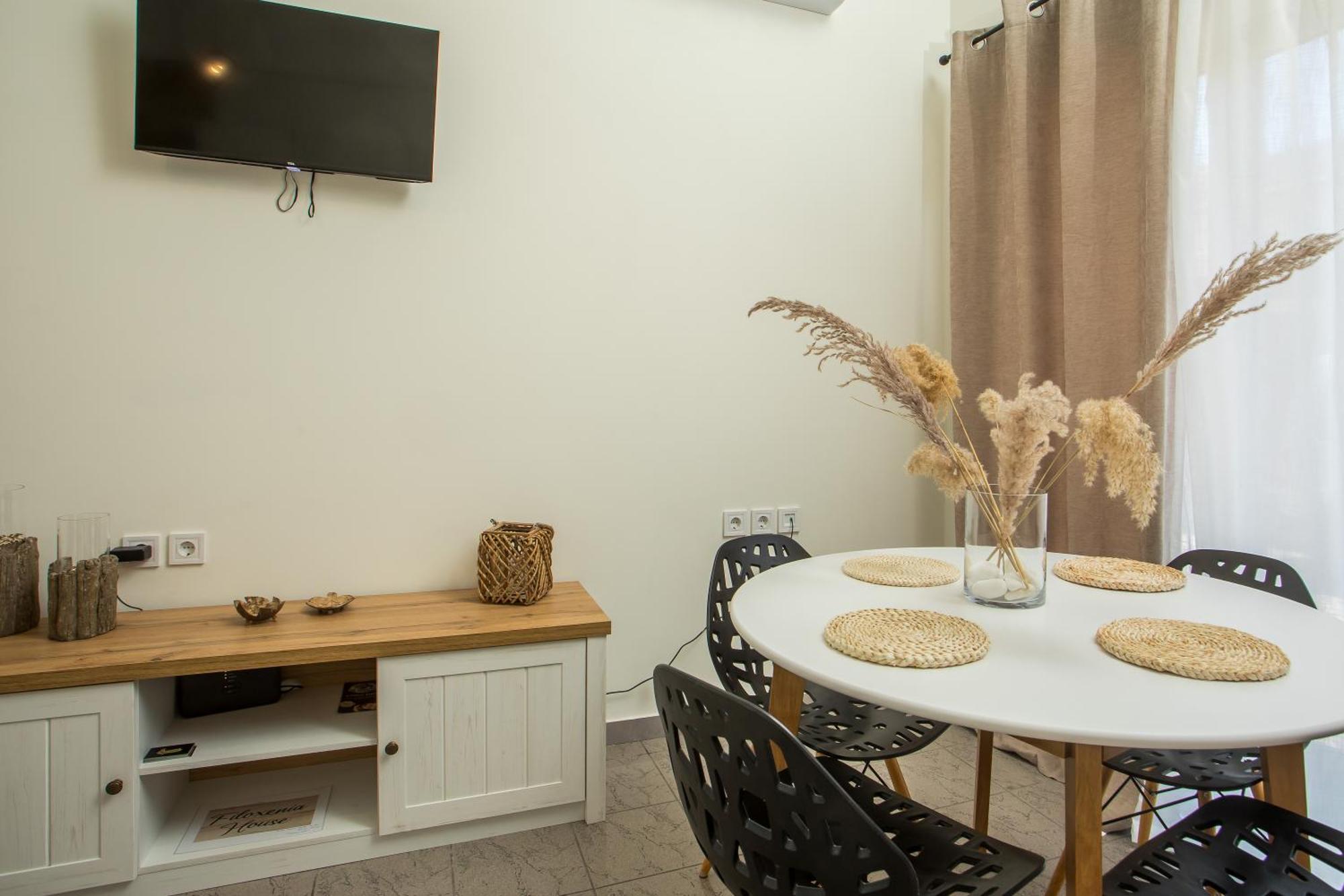 Filoxenia House Apartment